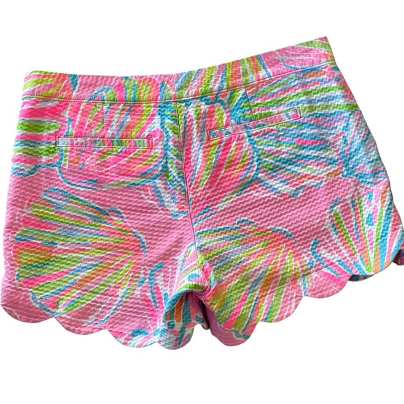 Lilly Pulitzer The Buttercup Short Sz 8 Scallop Hem Pink Blue Shells Print - Picture 3 of 11